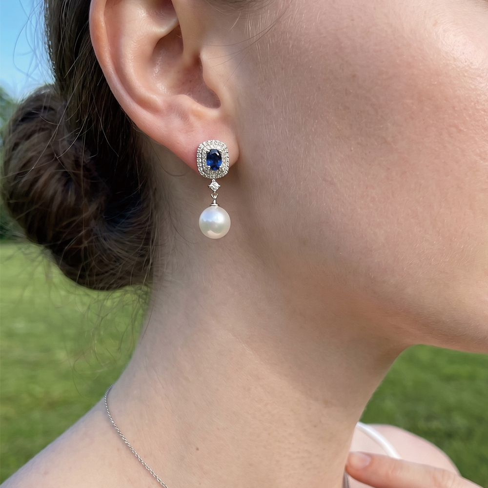 Elegant Blue Gemstone - 3