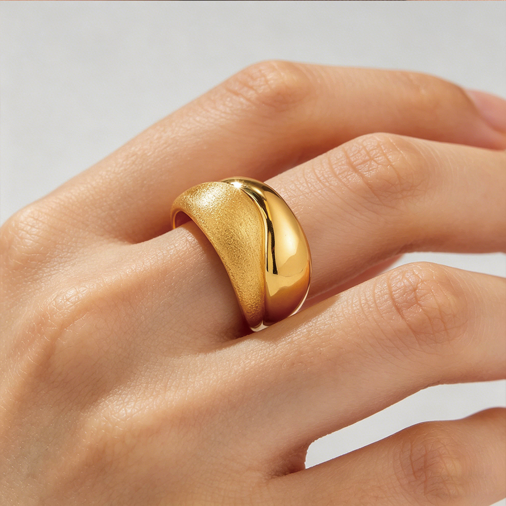 Anillo statement curvado bicolor - 3