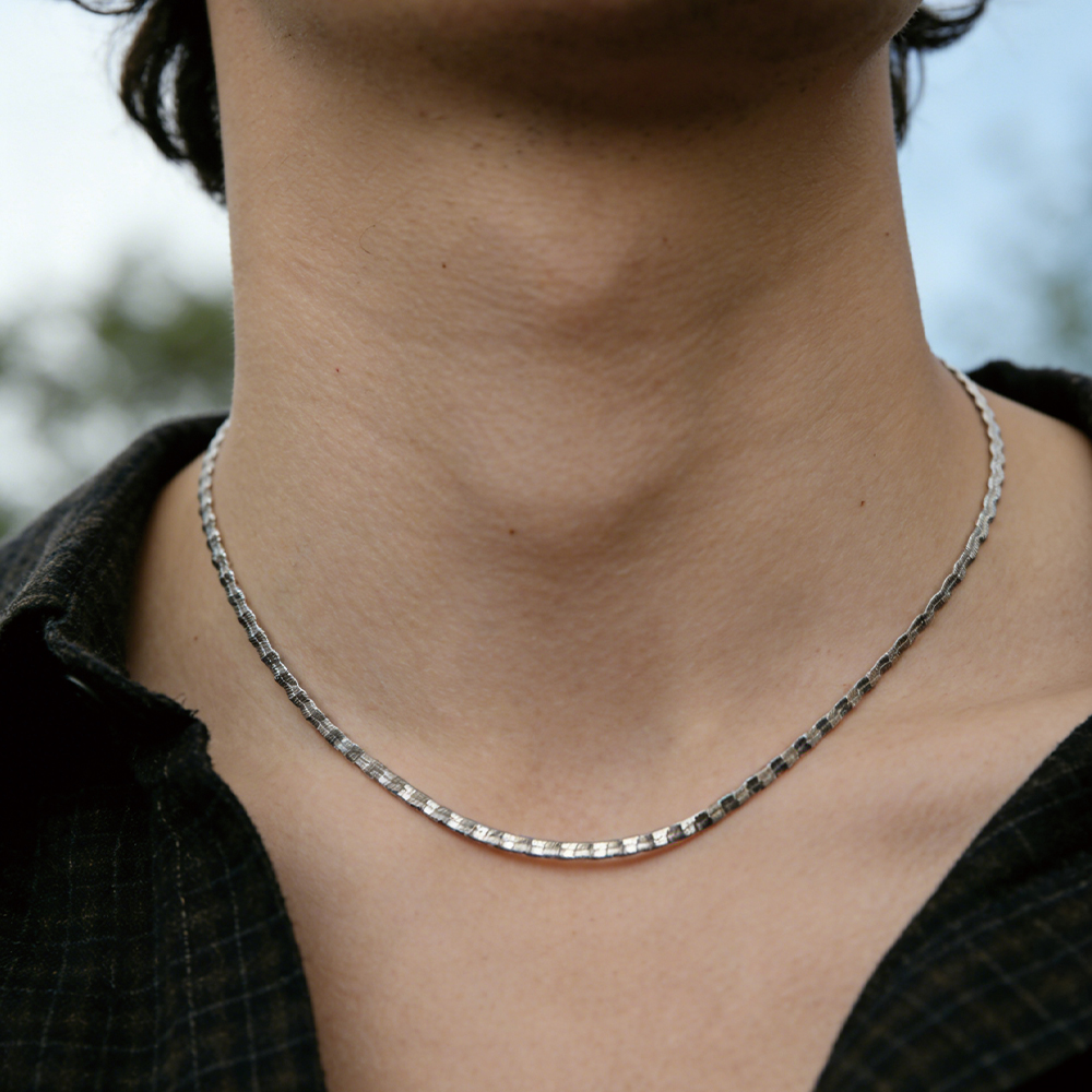 سلسلة سنغافورية ملتوية فضية ناعمة - 2
